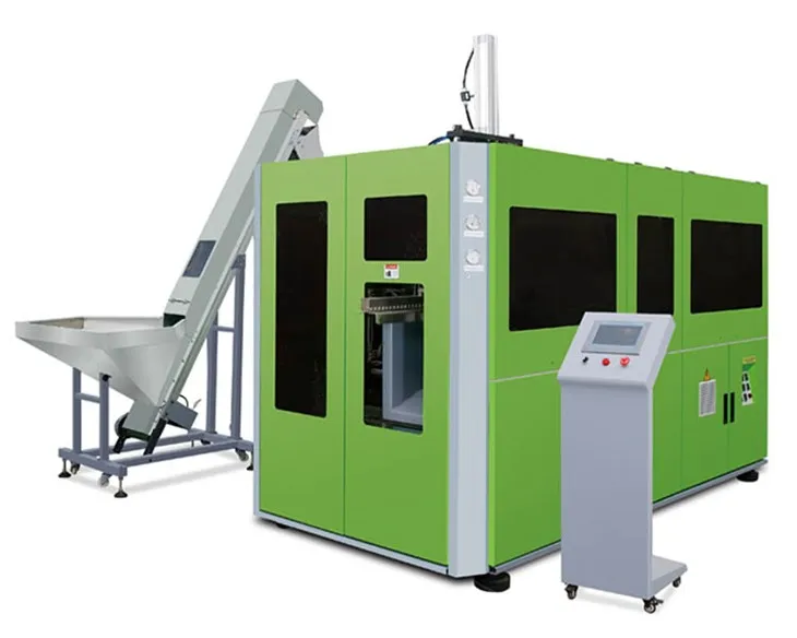 Plastikust veepudeli valmistamise masin